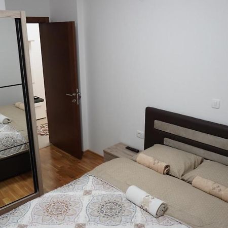 Apartman Niksic Apartment Exterior foto