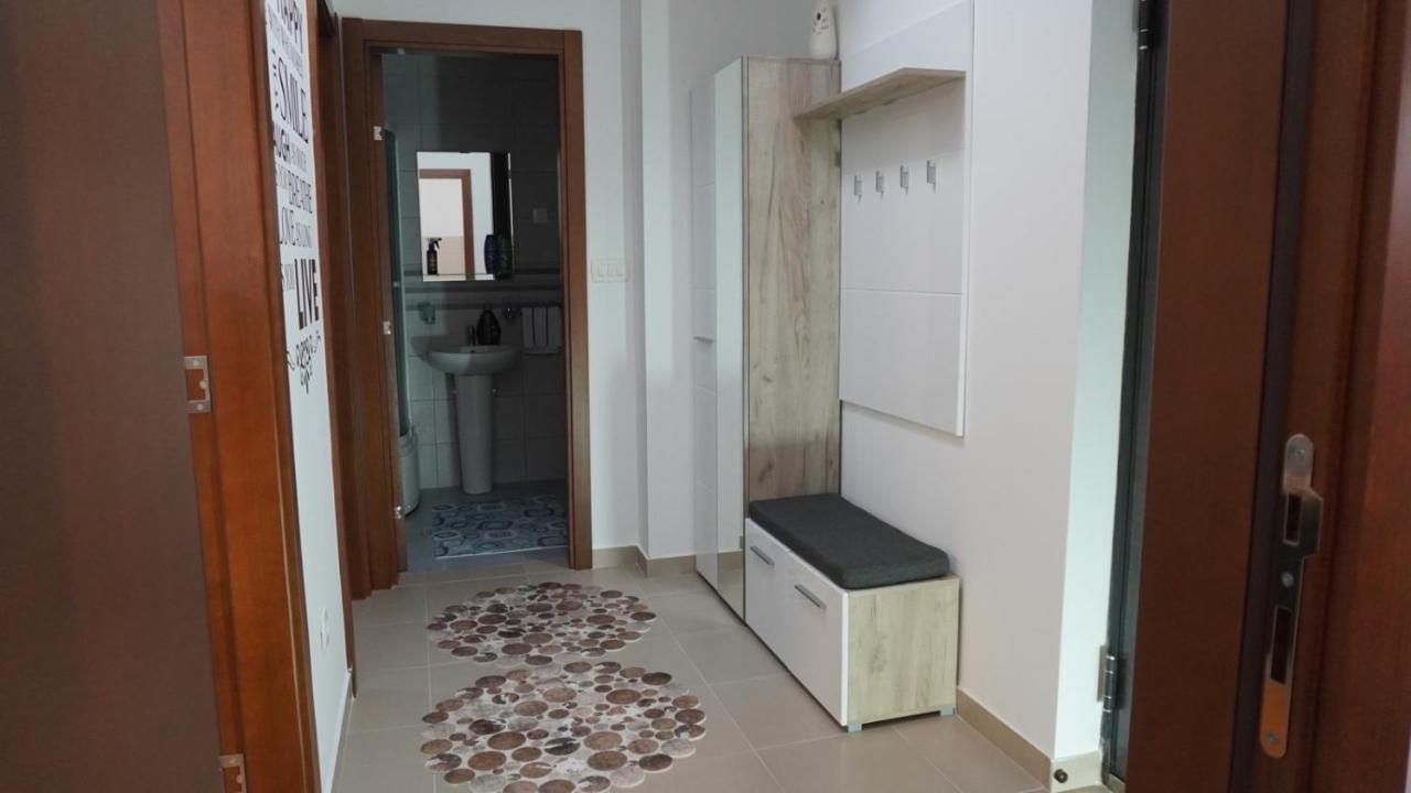 Apartman Niksic Apartment Exterior foto
